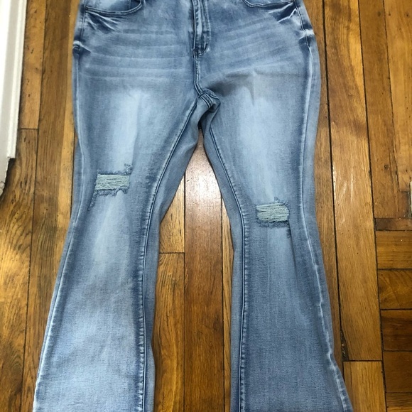 Jeans - Picture 5 of 6